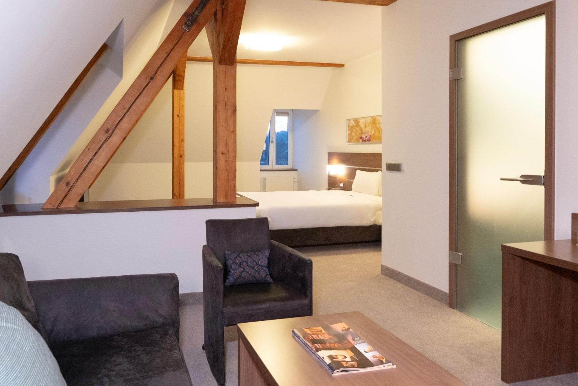 Hotel Bruehlerhoehe Ерфурт Екстер'єр фото
